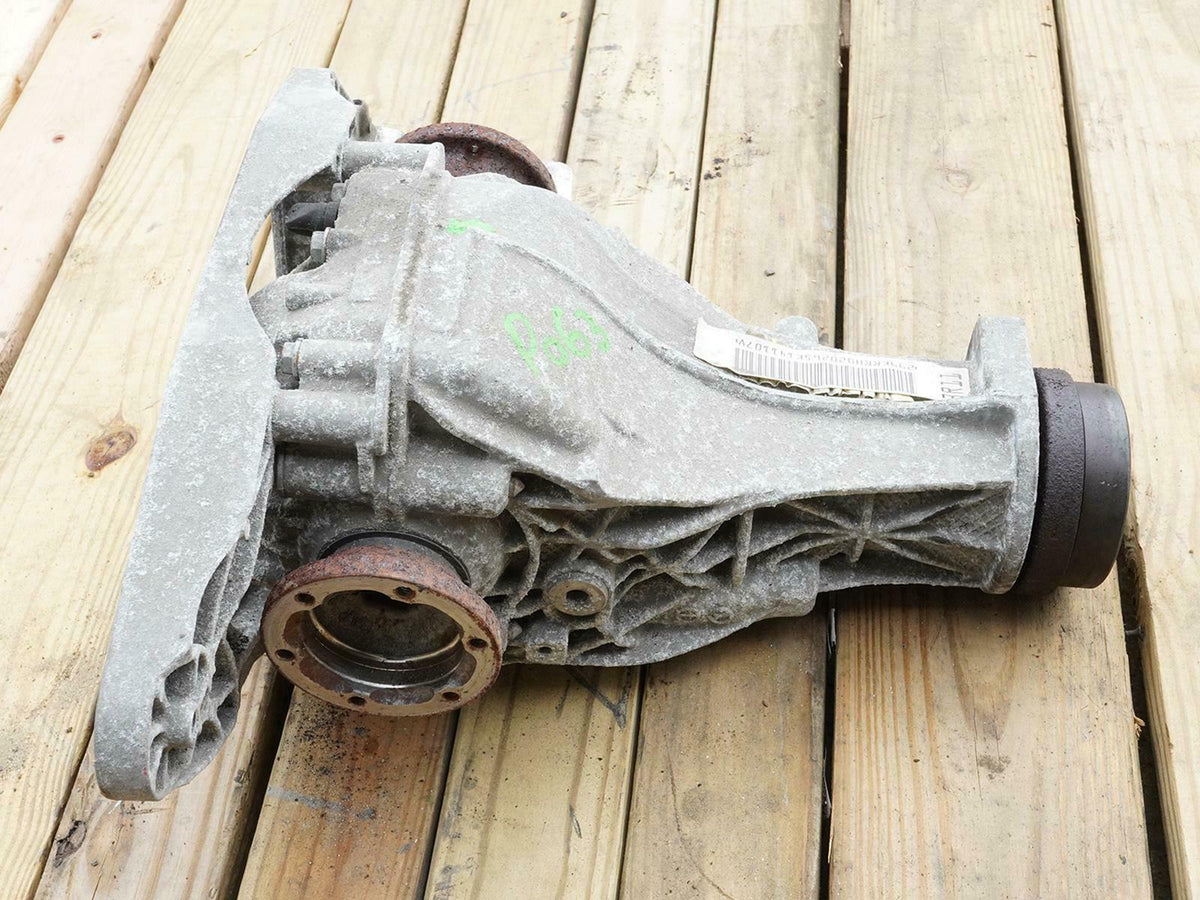09-16 Audi A4 B8 Quattro Rear Differential Carrier 0BC500044 8K0501721A OEM