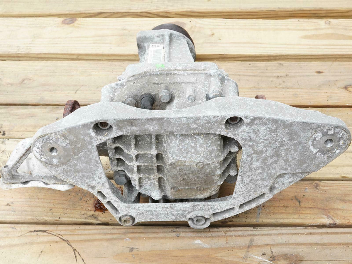 09-16 Audi A4 B8 Quattro Rear Differential Carrier 0BC500044 8K0501721A OEM
