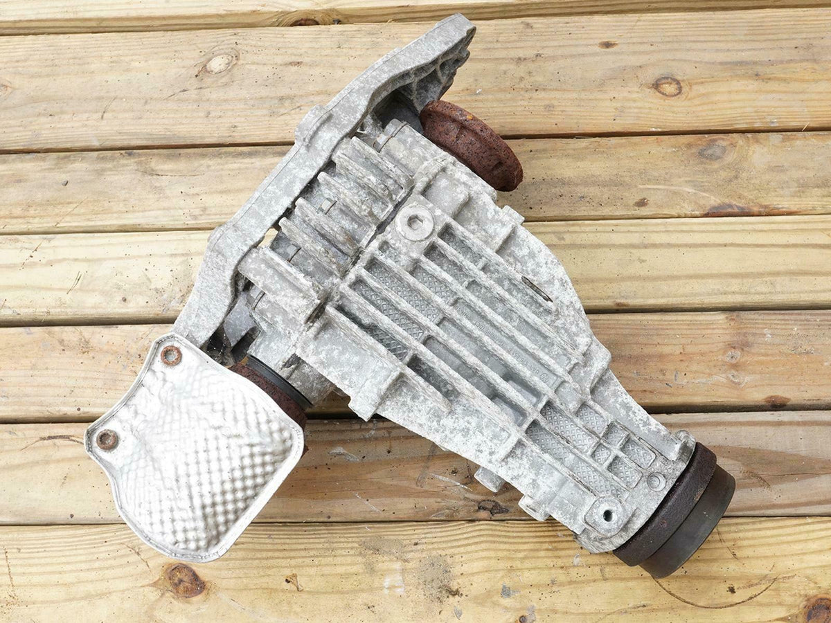 09-16 Audi A4 B8 Quattro Rear Differential Carrier 0BC500044 8K0501721A OEM