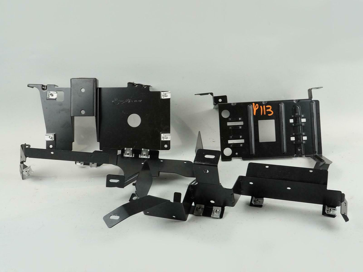 2005 - 2008 Bmw 7 Series E65 E66 Amp TransmiTTer Bracket Receiver 6910137 Set