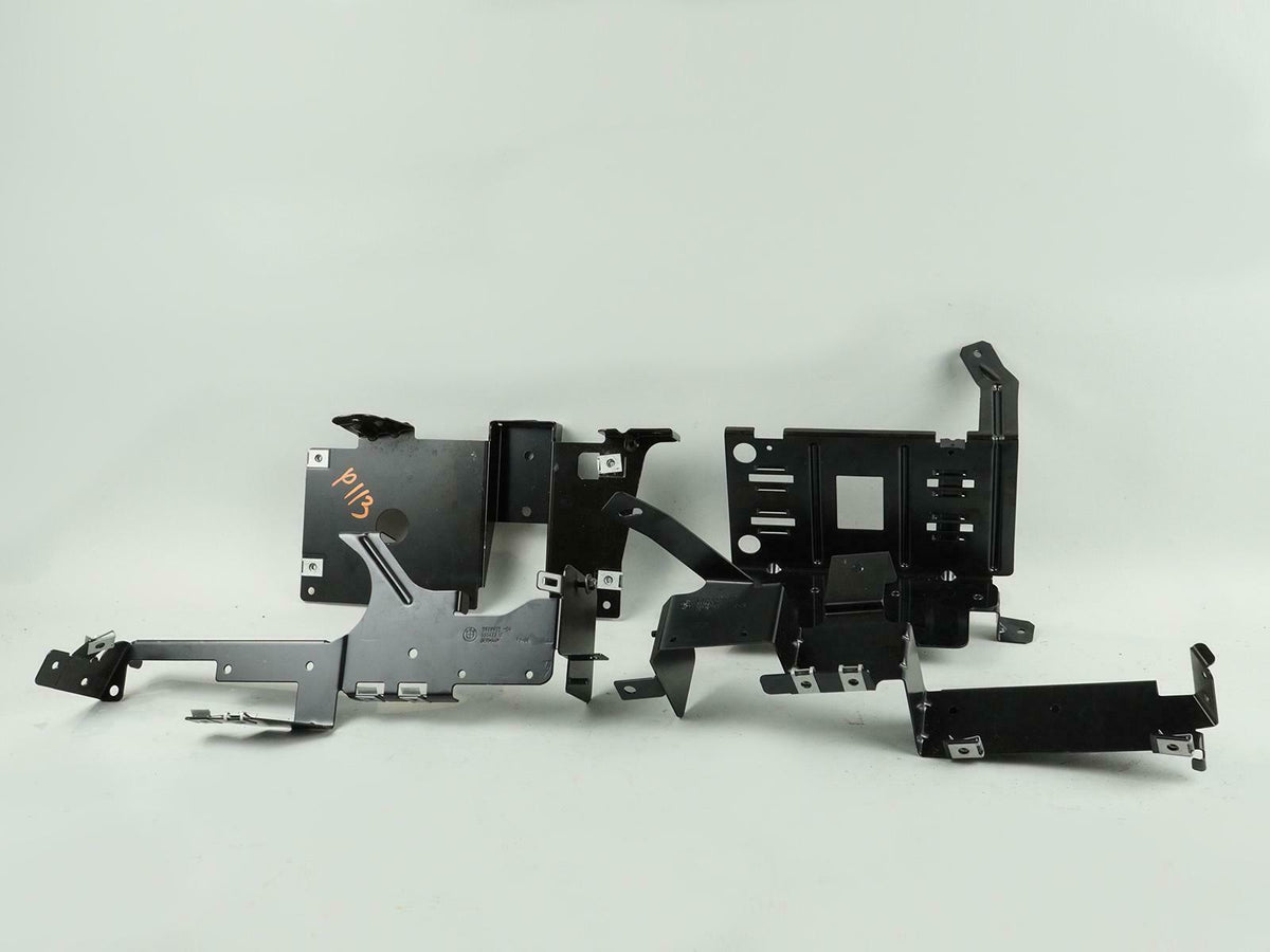 2005 - 2008 Bmw 7 Series E65 E66 Amp TransmiTTer Bracket Receiver 6910137 Set