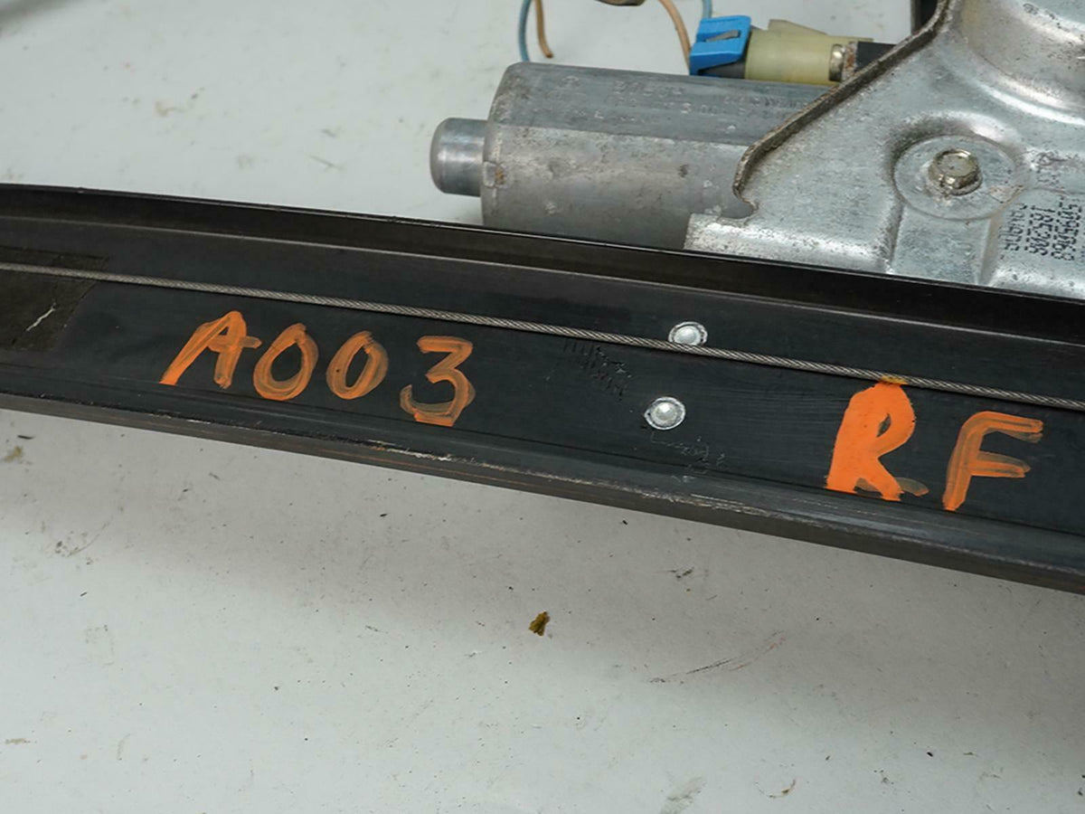 02- 09 GMC Envoy Power Electric Window Regulator W Motor Front Right RH OEM