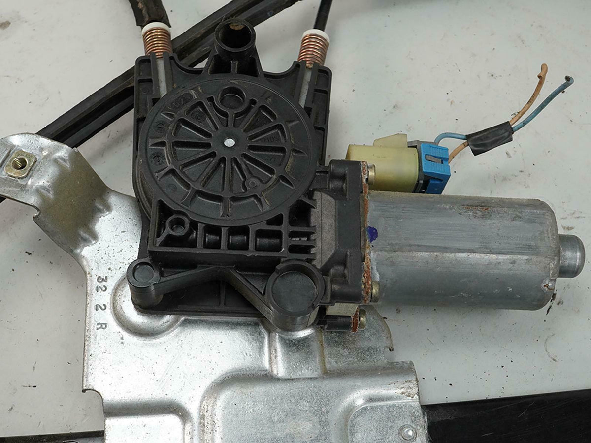 02- 09 GMC Envoy Power Electric Window Regulator W Motor Front Right RH OEM