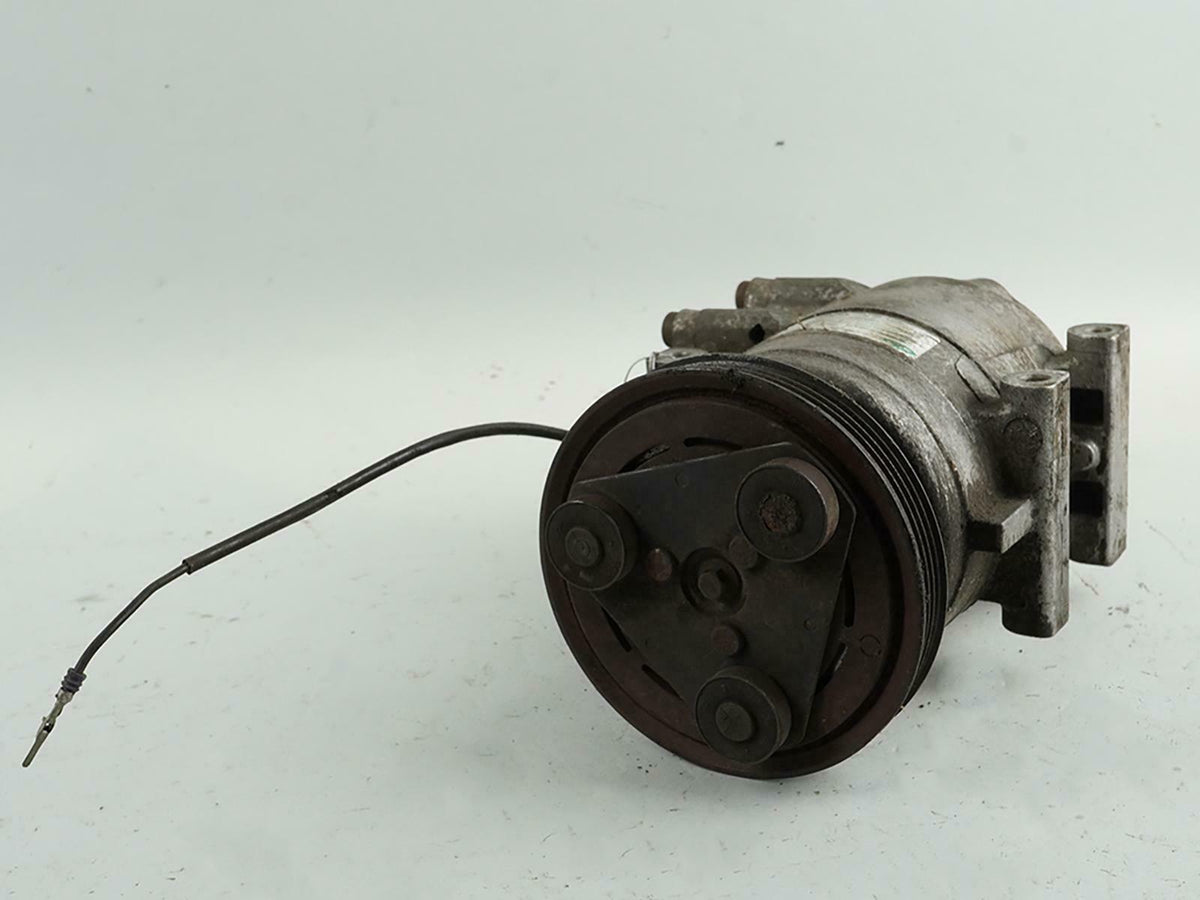 03 - 05 Kia Rio 1.6 Liter Automatic Ac Compressor Air Conditioning Unit OEM