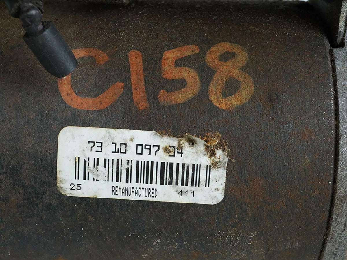 98-04 Volkswagen Passat 4 Cylinder Engine Starter Motor Valeo 68911024B OEM