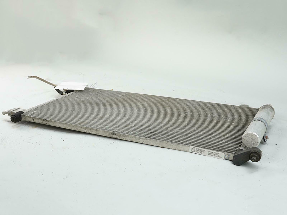 07 - 12 Nissan Versa Ac Condenser Air Conditioning Radiator Front Unit OEM