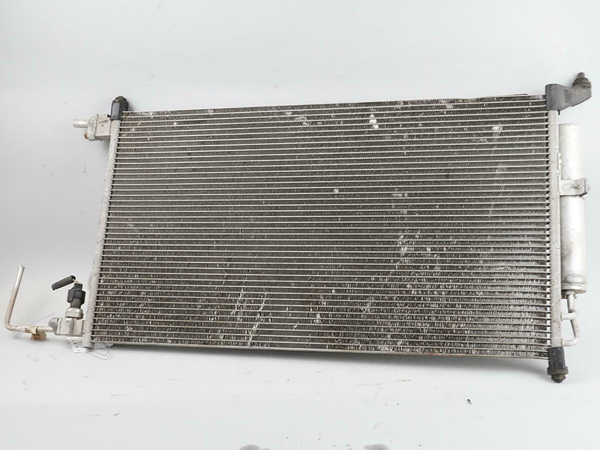 07 - 12 Nissan Versa Ac Condenser Air Conditioning Radiator Front Unit OEM