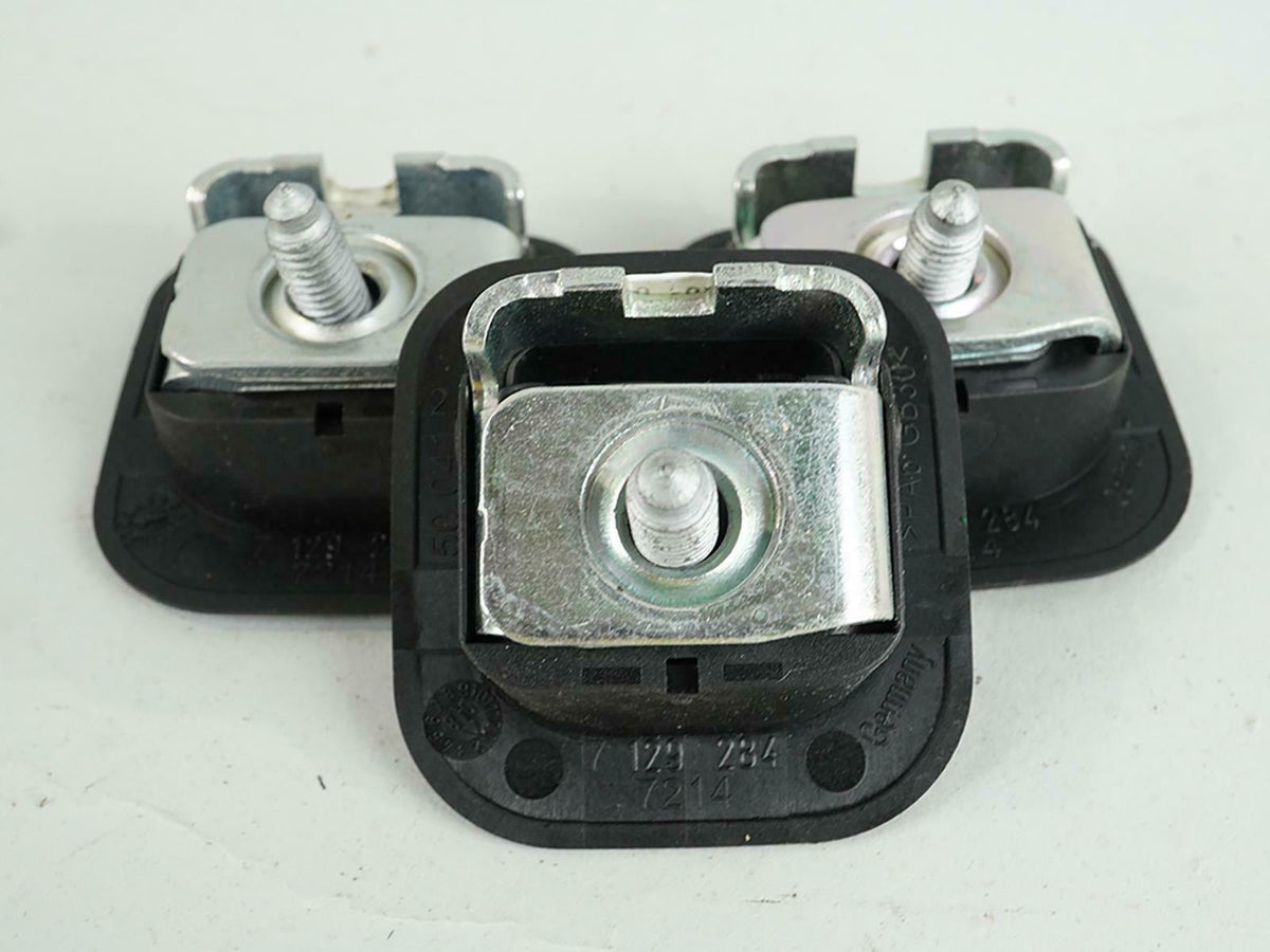 2004 - 2008 Bmw 7 Series E65 Child Deck Seat Hook Set Rear 7129284 OEM