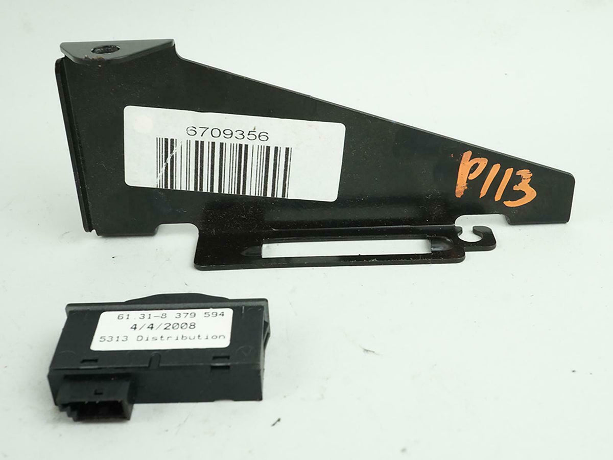 2006 - 2008 Bmw 7 Series E65 BaTTery Distribution Power Switch 61318379594 OEM