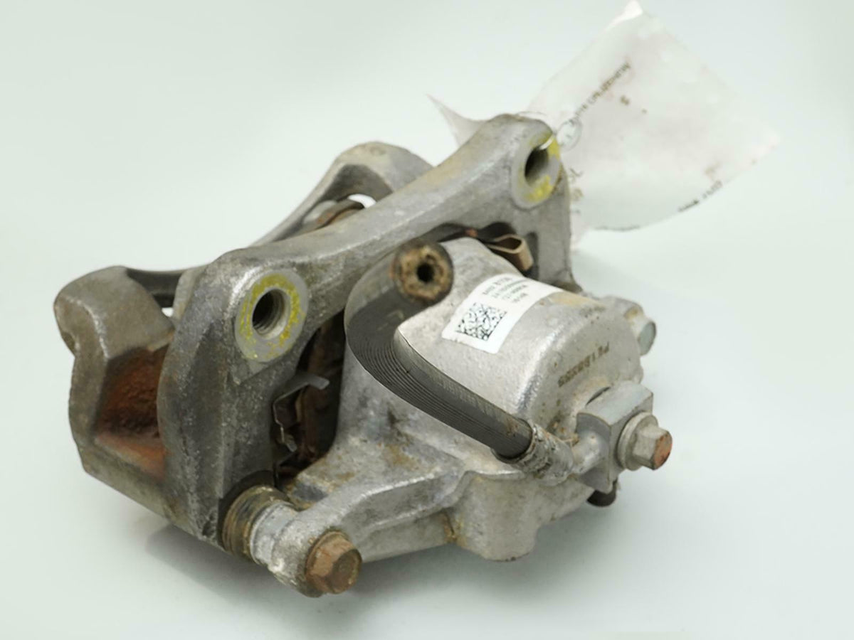 16-18 Chevrolet Cruze Disc Brake Caliper Front Driver Left Side LH 84028159 OEM