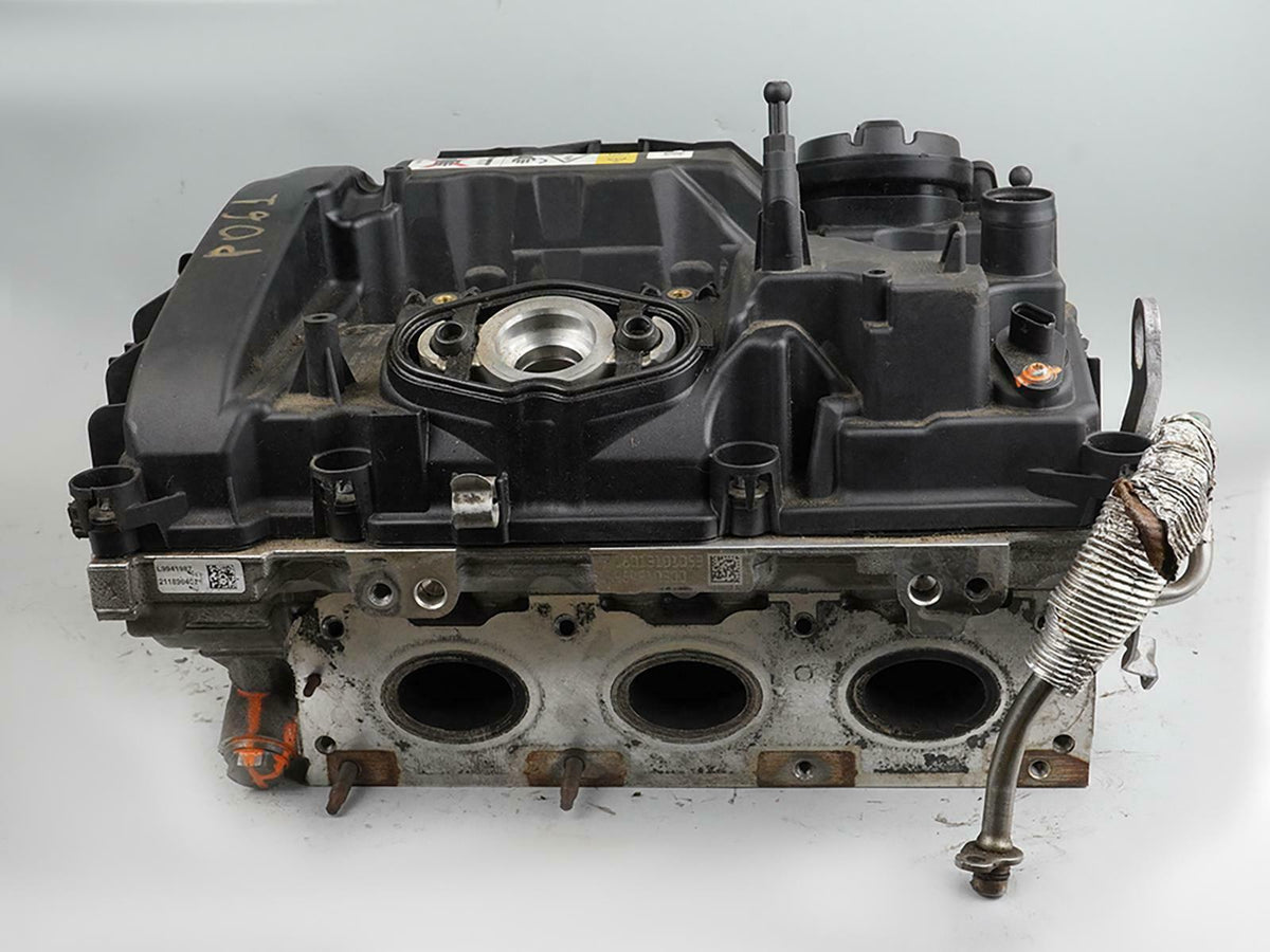 04 - 07 BMW 5 Series E60 525I 2.5L Cylinder Head Valve Cover 8678432 OEM