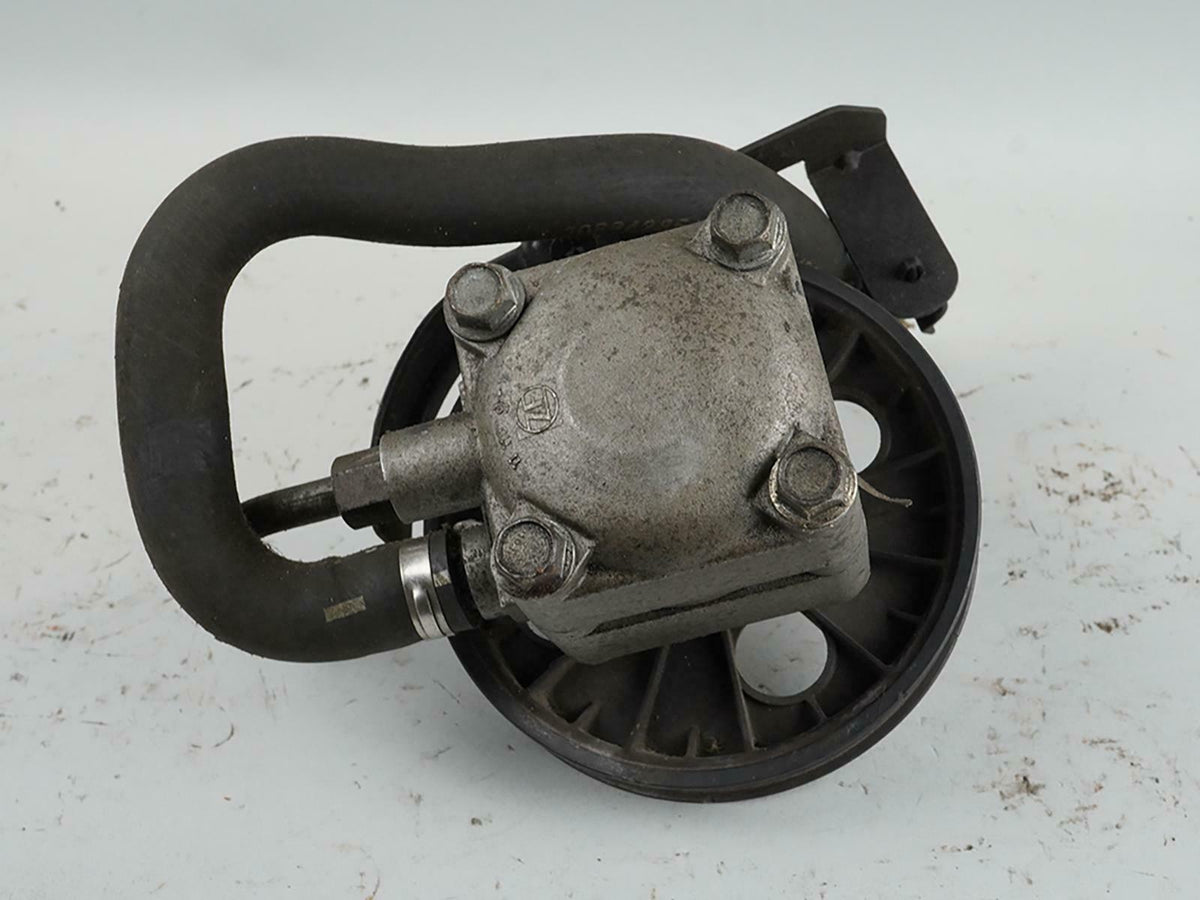 00 - 04 Volvo 40 Series Power Pump Motor Pulley 7611332112 Front OEM