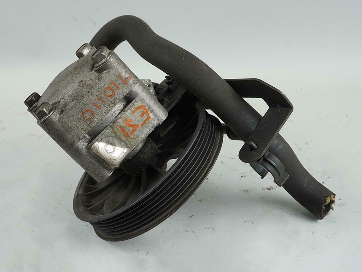 00 - 04 Volvo 40 Series Power Pump Motor Pulley 7611332112 Front OEM