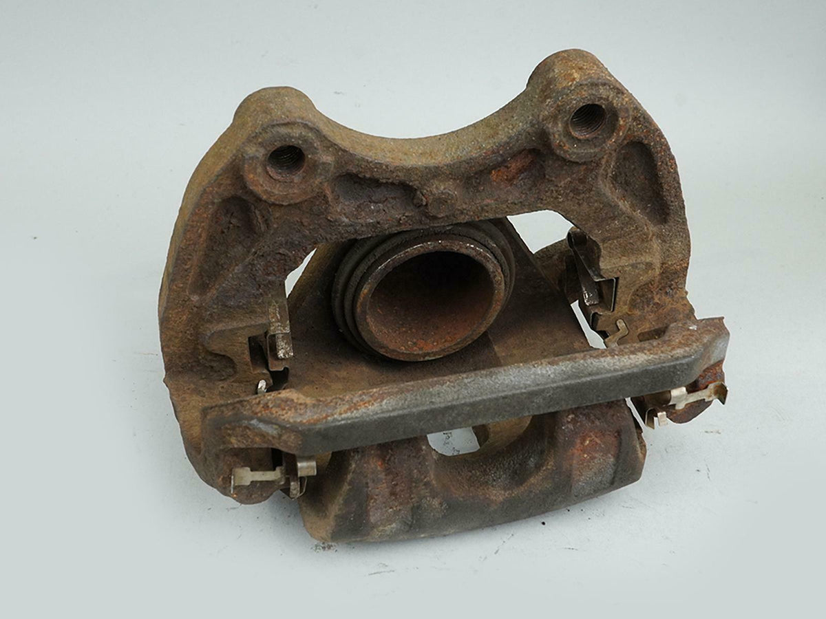04 - 05 Nissan Maxima Caliper Stop Brake Passenger Right Side Front Rh OEM