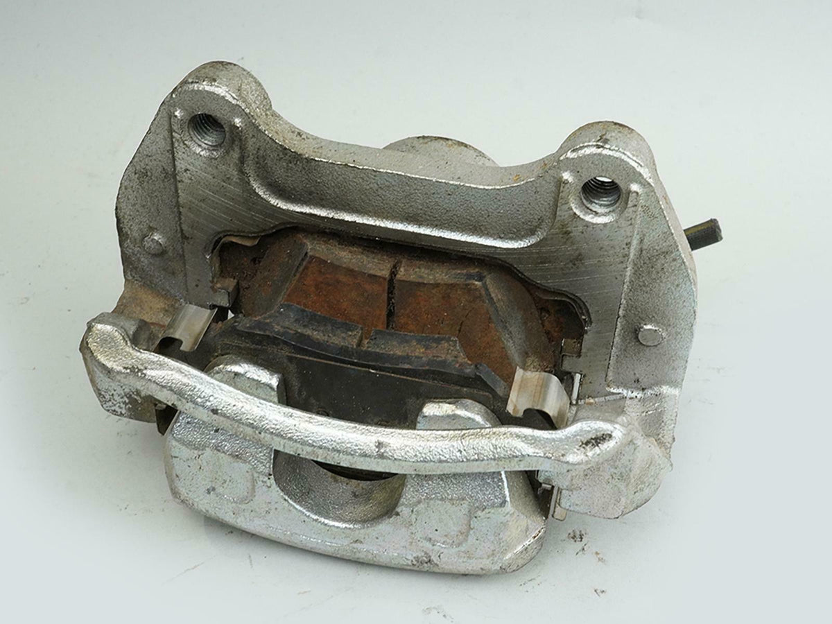10 - 17 Chevrolet Equinox Caliper Brake Stop Passenger Right Side Front OEM