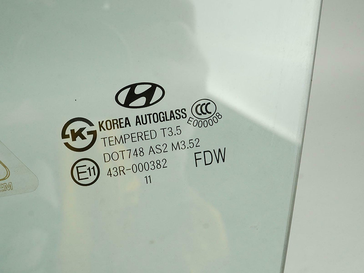 2009 - 2012 Hyundai Elantra SW Door Glass Window Front Driver 824112L210 OEM