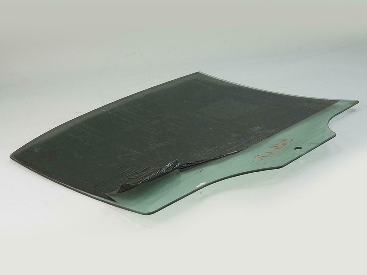 2006 - 2010 Hyundai Sonata Sedan 3.3L Door Window Glass Rear Left 834113K010 OEM