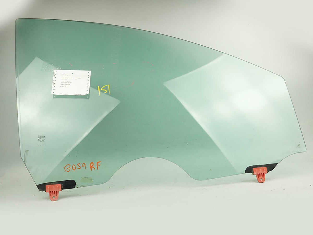 2004 - 2009 Nissan Quest Van Door Glass Window Front Passenger 803005Z000 OEM