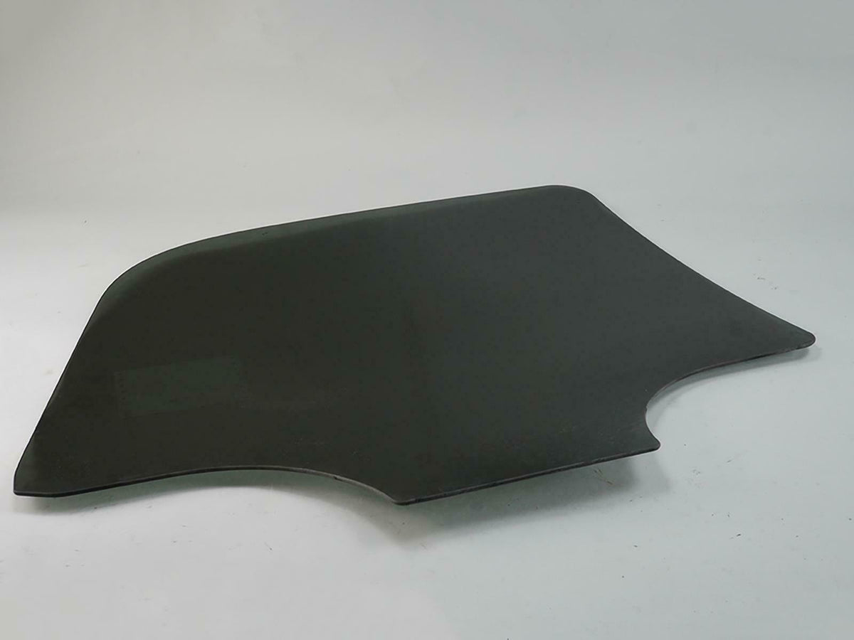 00-06 Chevrolet Tahoe 4dr Door Window Glass Privacy Tint Rear LH 15181071 OEM