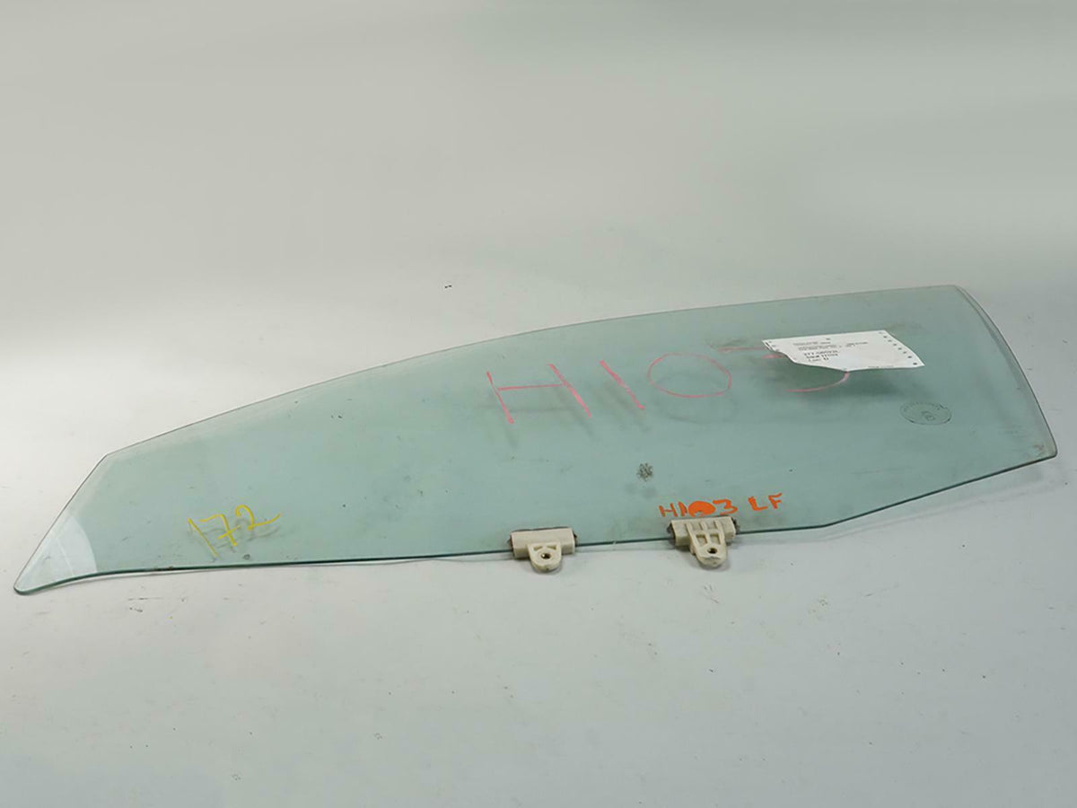 1998 - 1999 Nissan Altima Sedan Door Window Glass Front Driver 803009E000 OEM