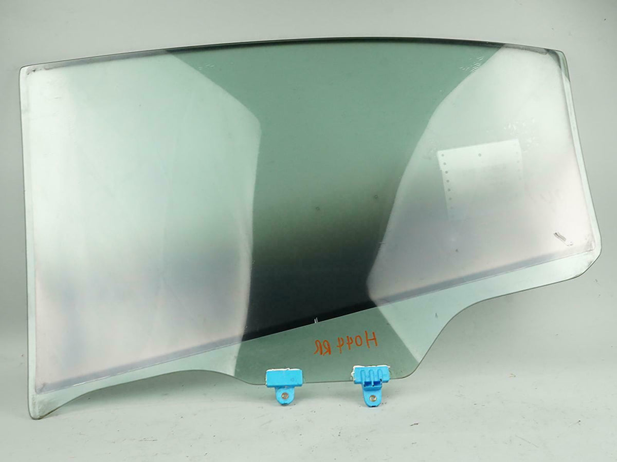 2002 - 2006 Nissan Altima Sedan Door Window Glass Tint Passenger 823008J000 OEM