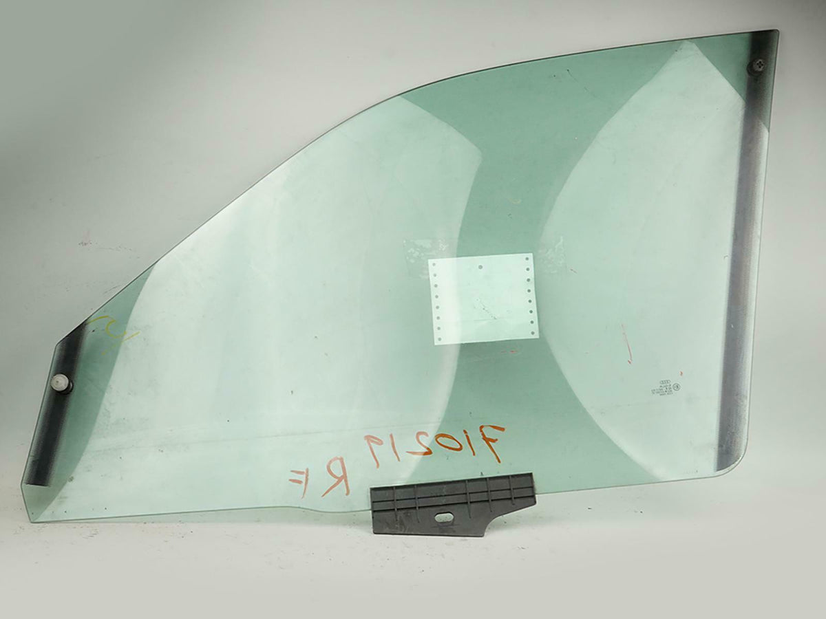 1995 - 1998 Audi A6 Sedan 4dr Door Window Glass Front Passenger 4A0845022A OEM