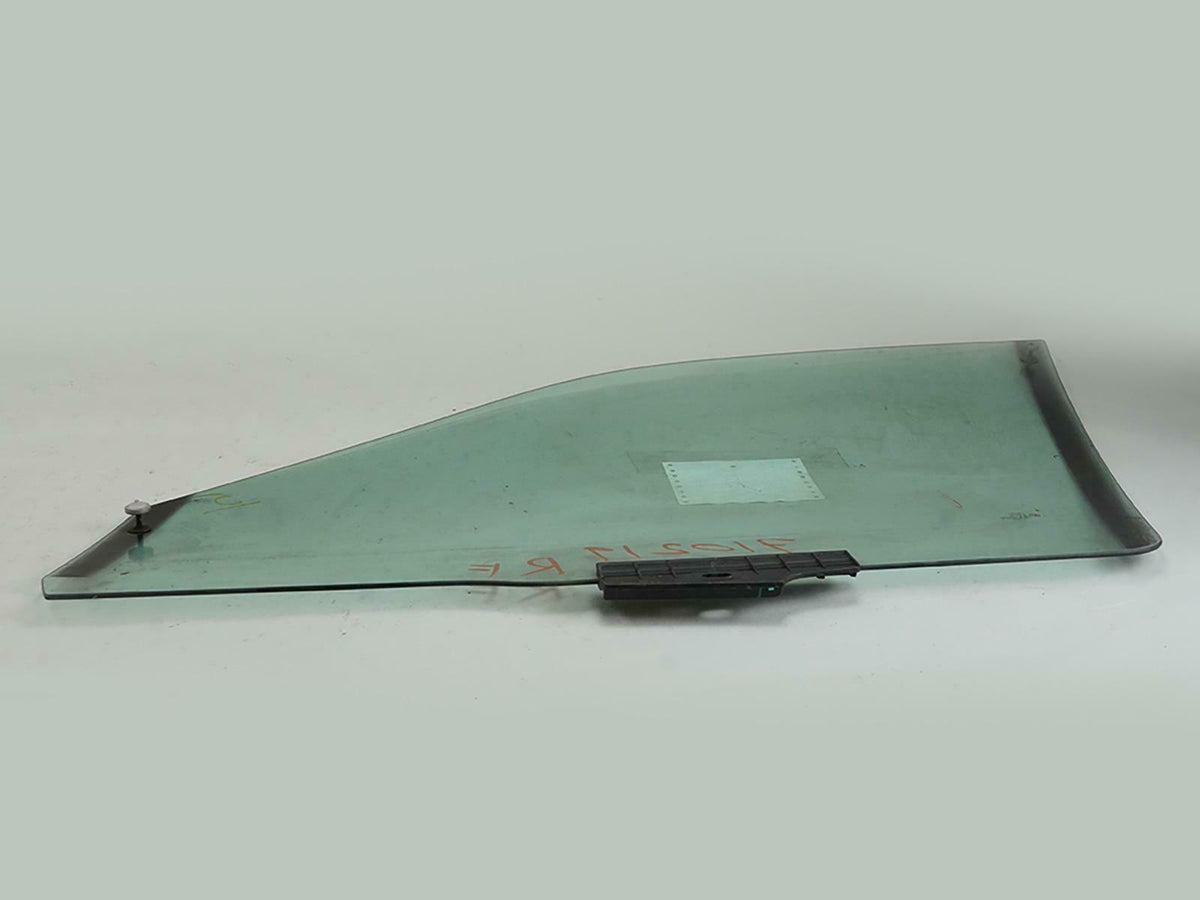 1995 - 1998 Audi A6 Sedan 4dr Door Window Glass Front Passenger 4A0845022A OEM