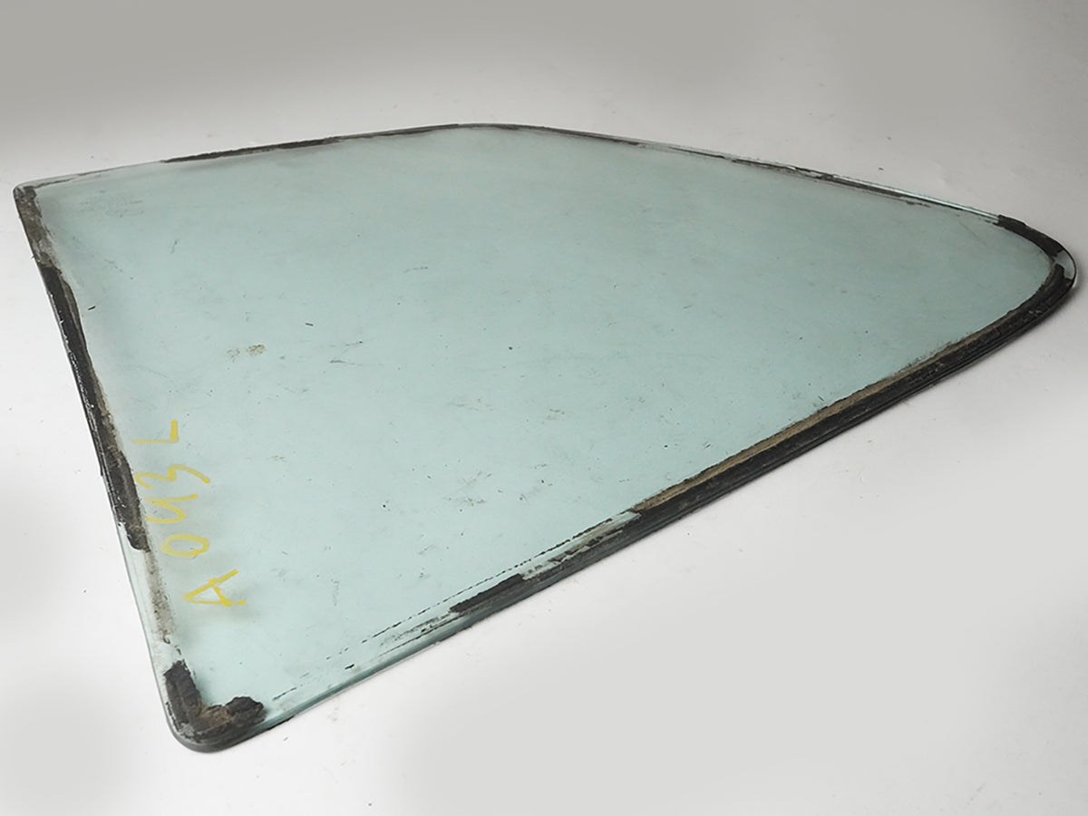 1977 - 1982 Porsche 924 Quarter Window Glass Rear Driver Side 477845311A OEM