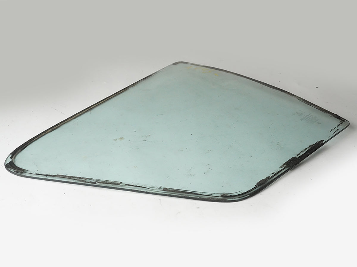 1977 - 1982 Porsche 924 Quarter Window Glass Rear Driver Side 477845311A OEM