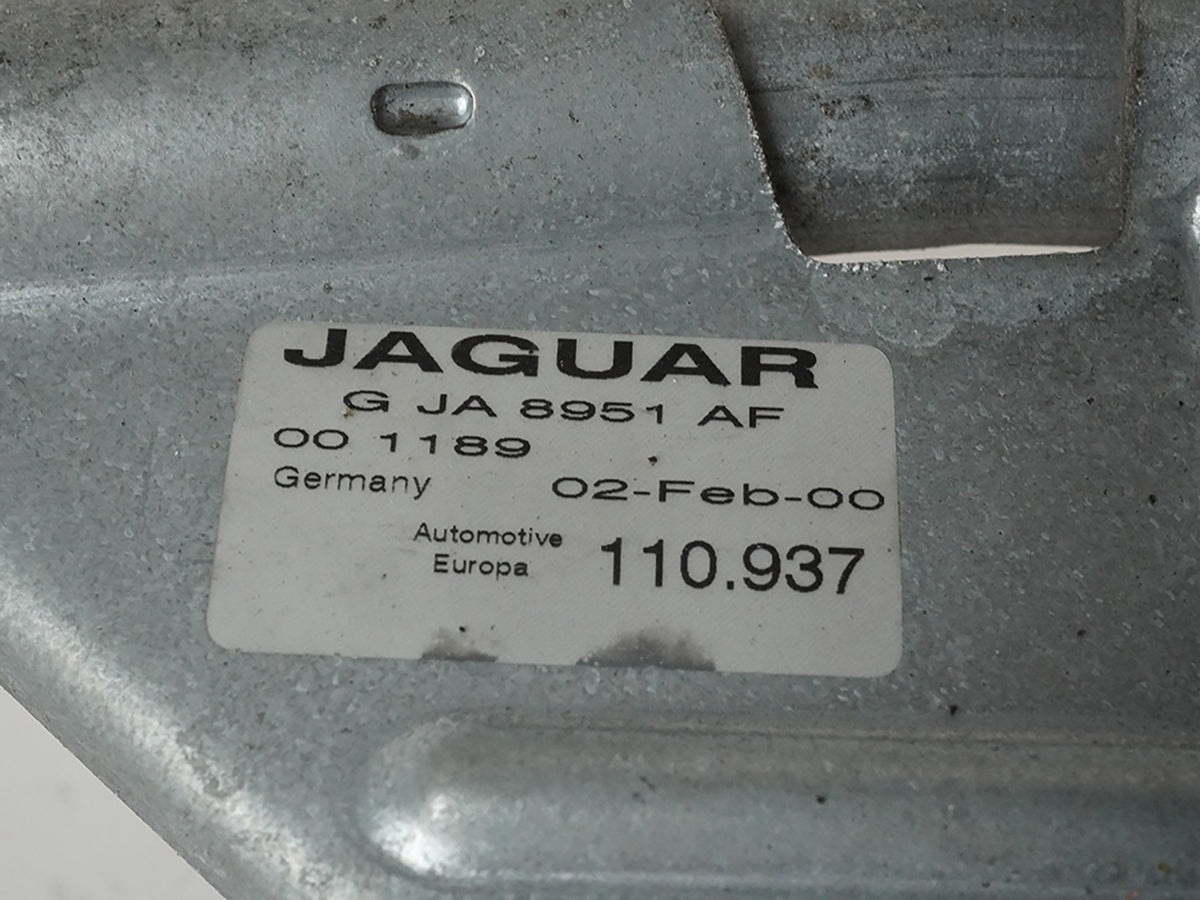 97-06 Jaguar XK8 Convertible Windshield Wiper Linkage Motor Front GJA8951AF OEM