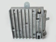 Load image into Gallery viewer, 2007 - 2009 Mercedes S Class W221 S550 Antenna Amplifier Booster Module Unit OEM, buy