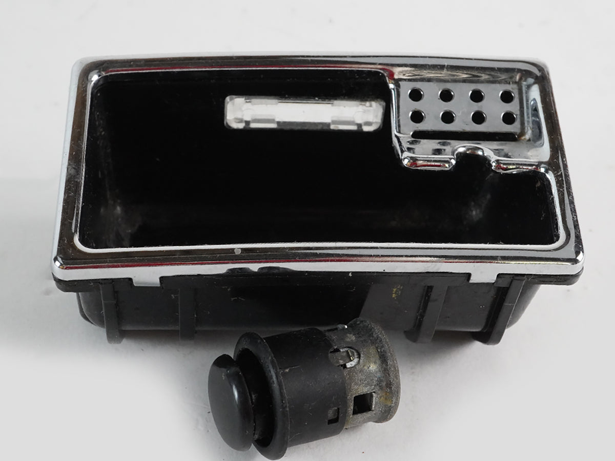 2007 - 2009 Mercedes Benz S Class W221 Ahtray Lighter Console Center 2218100030