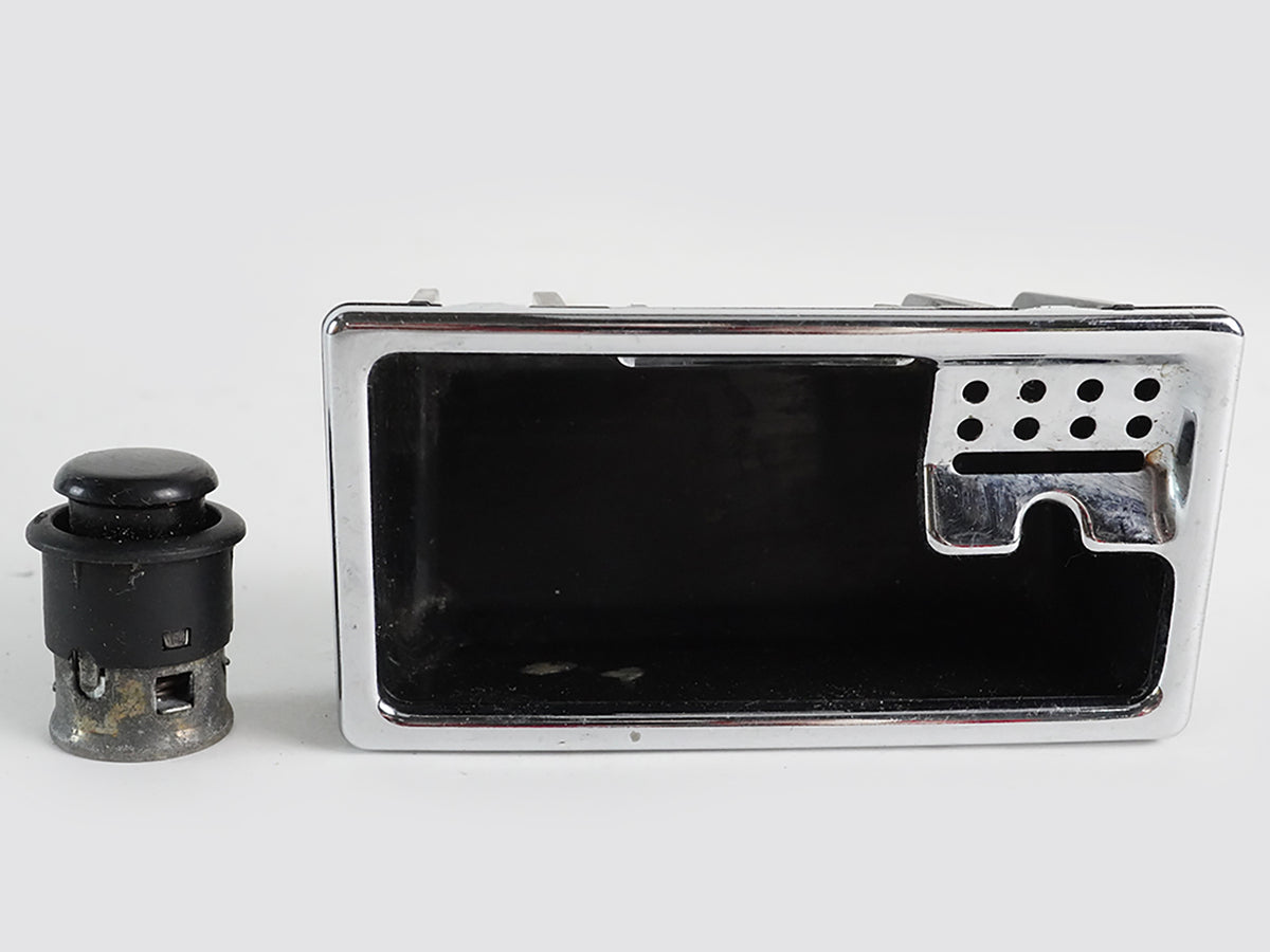 2007 - 2009 Mercedes Benz S Class W221 Ahtray Lighter Console Center 2218100030