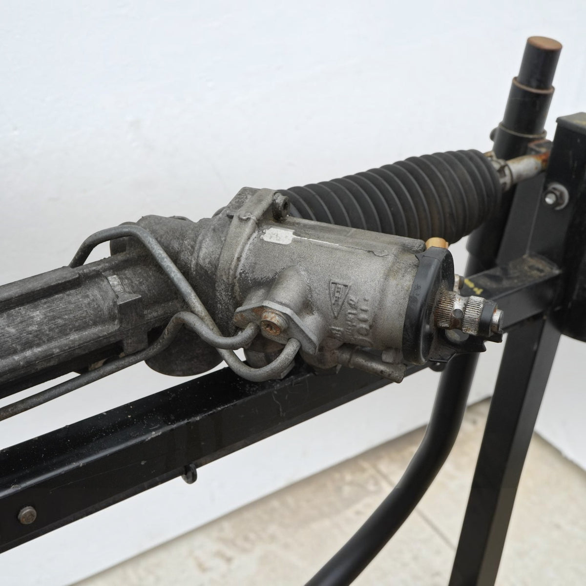 12-15 BMW X1 E84 3.0L Power Steering Rack Gear Pinion Servotronic 6794935 OEM