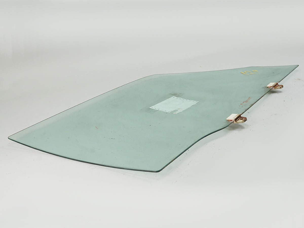 1982 - 1985 Honda Accord Hatchback Glass Door Window Front Left 75360SA5760 OEM