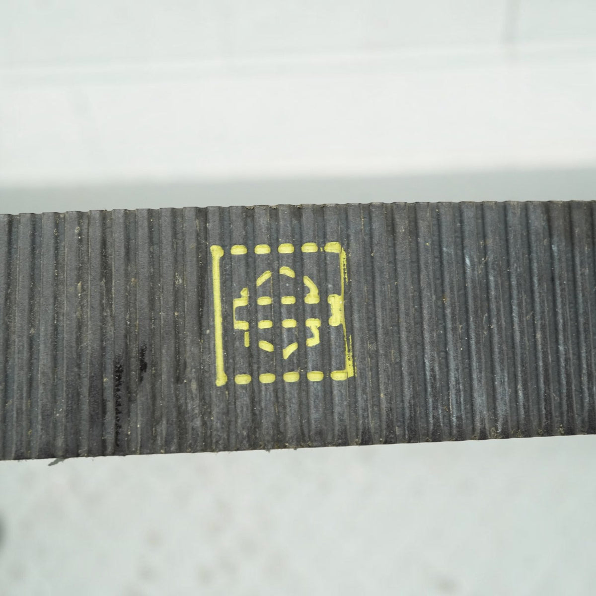2002-2006 Harley Davidson VROD VRSCA Rear Drive Belt 40027-01 150 tooth OEM
