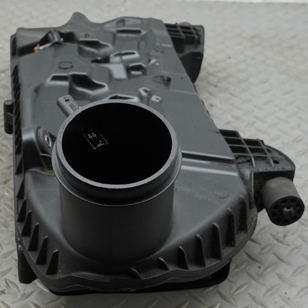 12-14 Mercedes E350 C207 Air Cleaner Filter Housing Box PZEV A2760901201 OEM