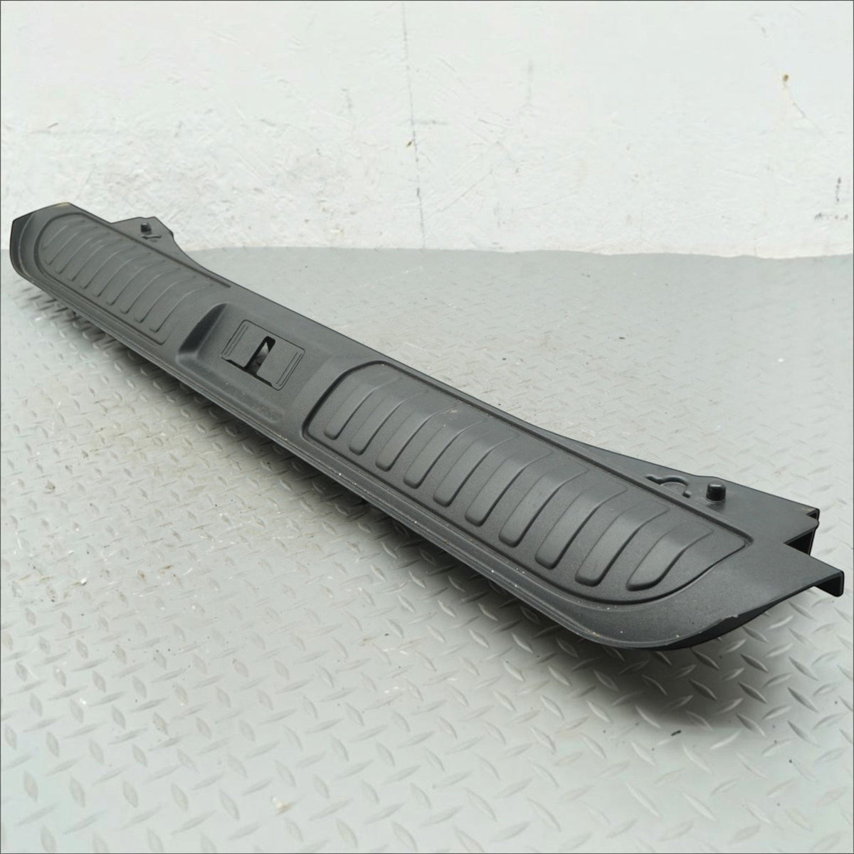 14-22 Land Range Rover Sport L494 Trunk Latch Cover Sill Scuff Trim 14K9374CAX