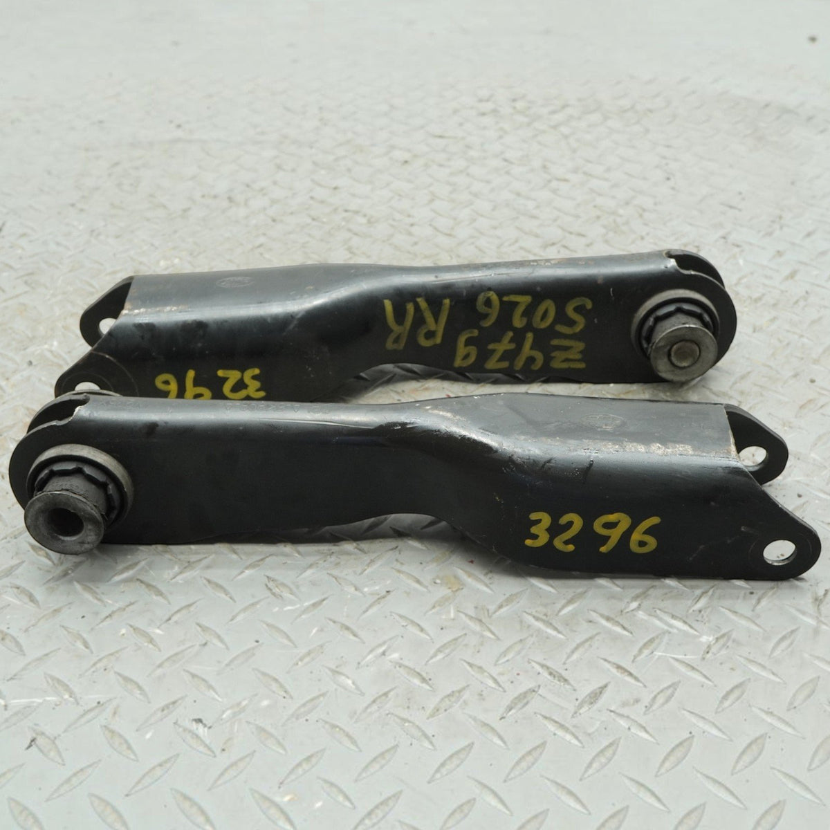 14-22 Land Range Rover Sport L494 Right & Left Rear Lower Control Arm Forward