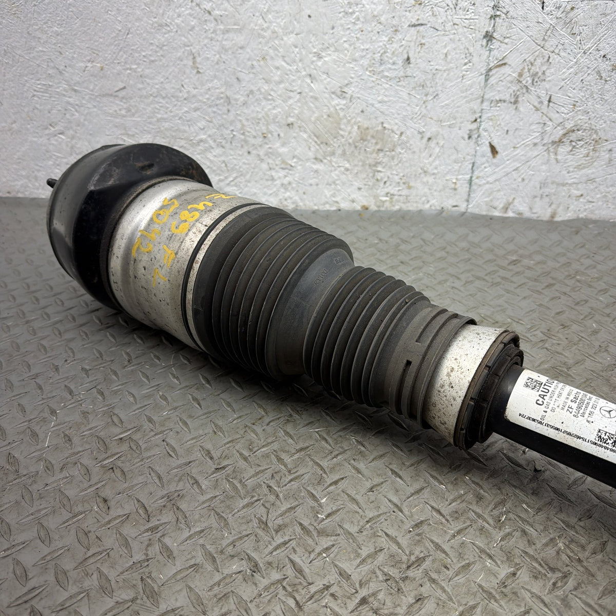 13-16 Mercedes GL350 GL450 GL550 X166 Left Front Air Strut Shock A1663204766 OEM