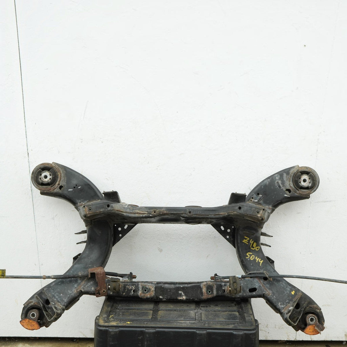 15-16 Dodge Challenger Coupe 5.7L MT Rear Crossmember Suspension Cradle 68260627AC OEM
