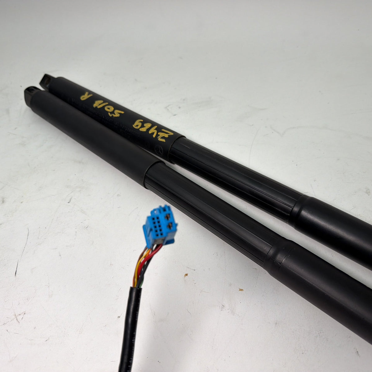 13-16 Mercedes X166 GL450 GL550 Power Liftgate Strut Set Left Right 1669802264