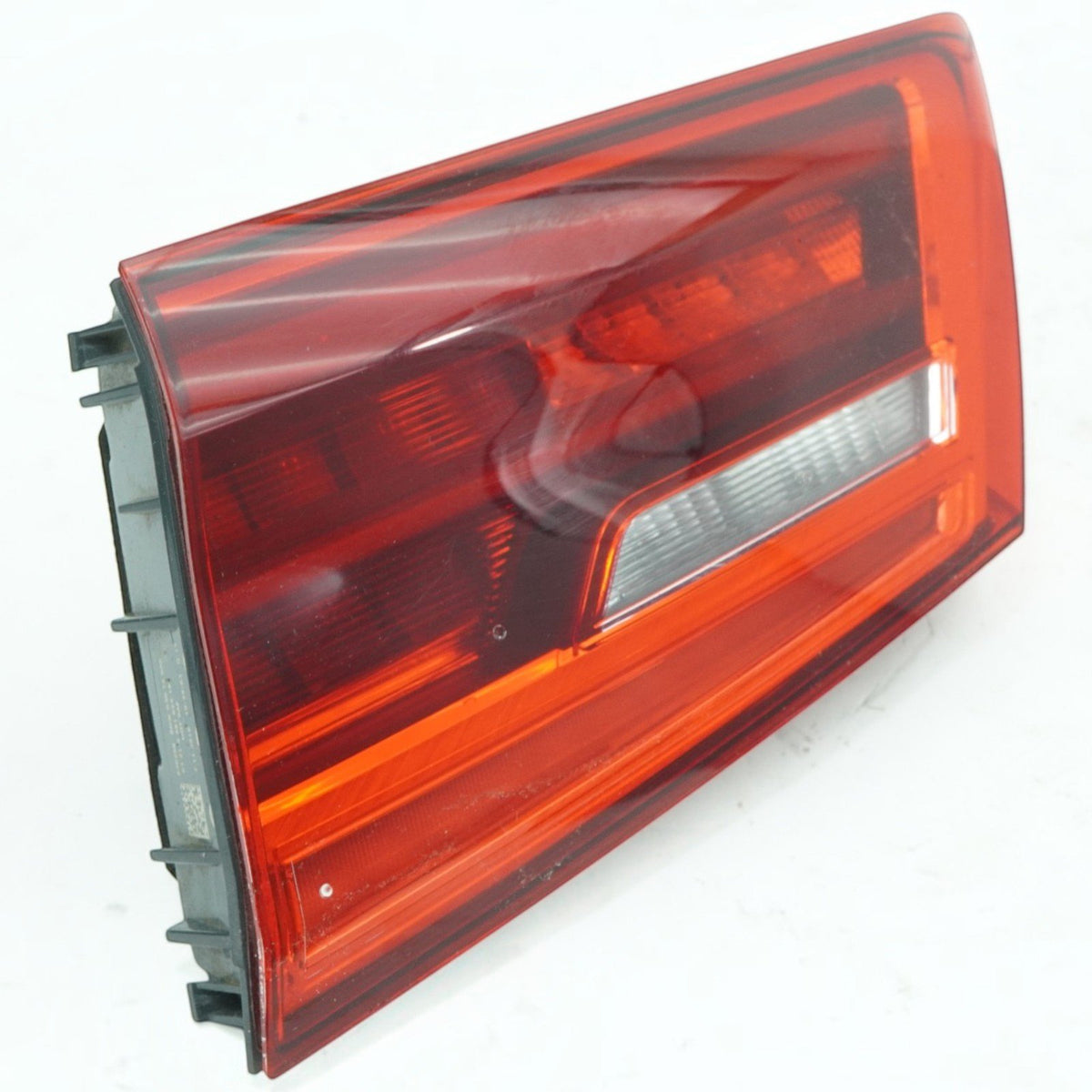 17-20 BMW 530i G30 Sedan Right Tail Light Brake Lamp Lid Inner 63219481824 OEM