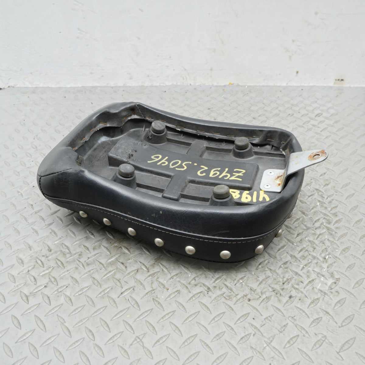 05-09 Suzuki Boulevard C50 VL800 Seat Leather Bucket Front Rear Driver Passenger