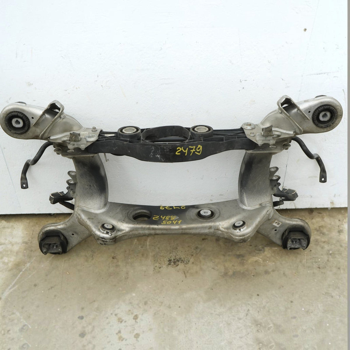 14-20 Mercedes S550 S400 S63 W222 Rear Subframe Crossmember A2223520000 OEM