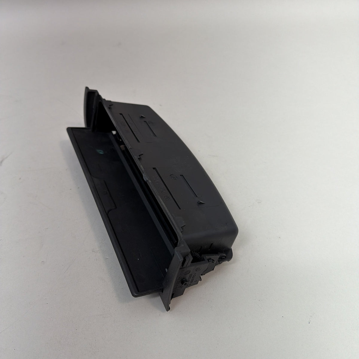99-06 BMW 325Ci 330Ci E46 Dash Center Console Storage Tray Insert 8202188 OEM