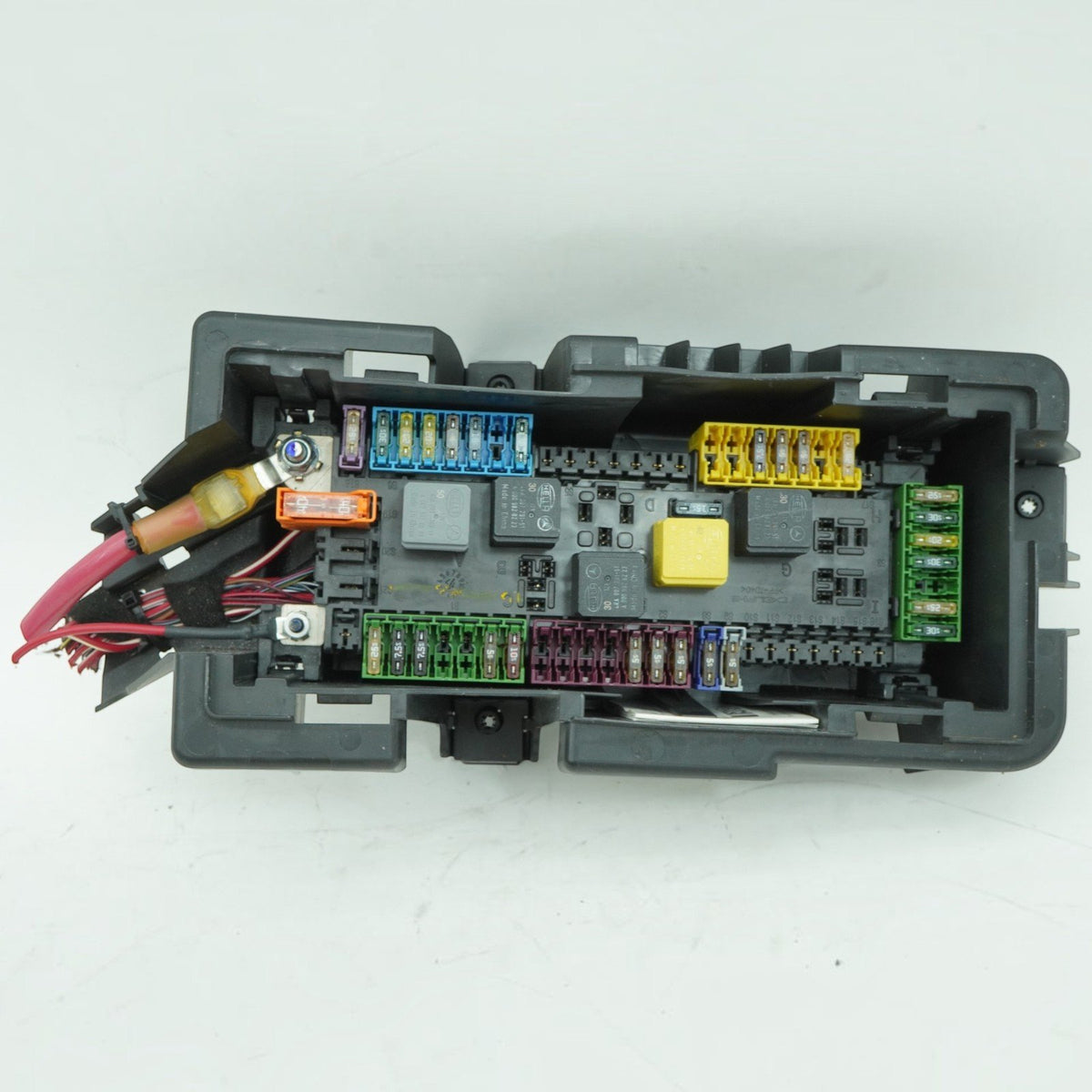 17-19 Mercedes GLS63 GLS550 GLS450 GLS350d X166 Fuse Relay Box A0025428819 OEM