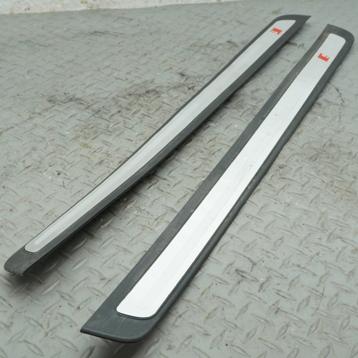 08-17 Audi S5 8T Coupe Door sill scuff Plate Trim Cover LH RH set 8T0853373 OEM