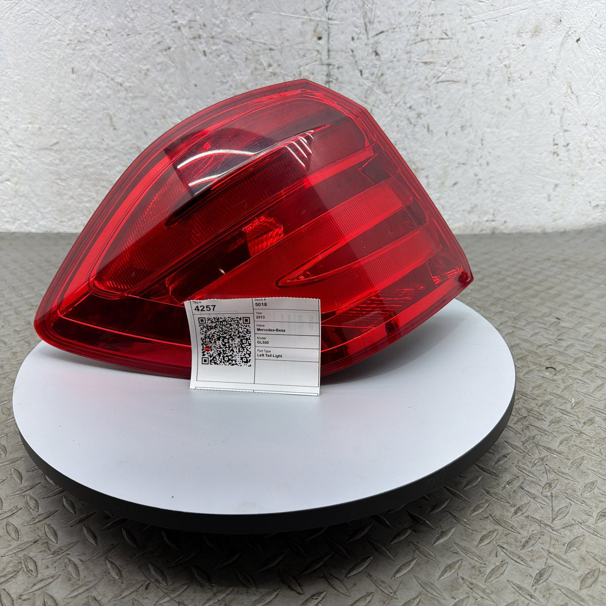2013-2016 Mercedes-Benz GL550 GL-Class X166 SUV Left Tail Light