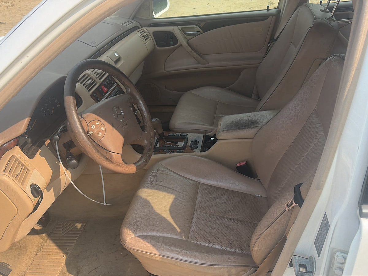 2000 Mercedes-Benz E-Class